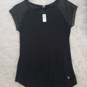 black tshirt